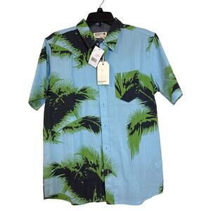 NWT Retrofit Brand MFG. Medium Short Sleeve Button Up 100% Cotton Sky Blue Shirt